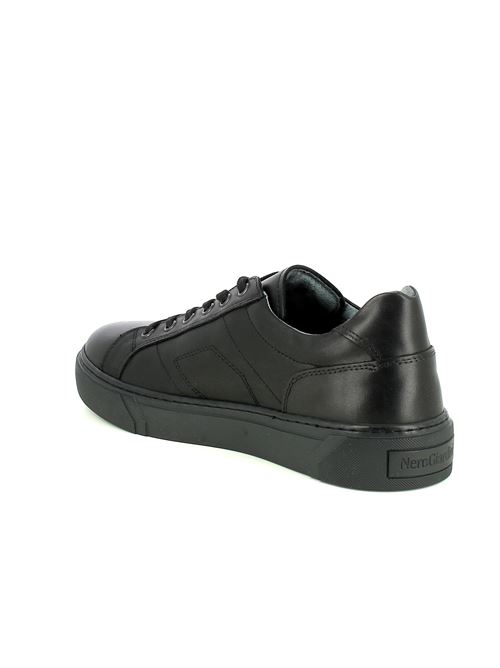 sneakers da uomo in pelle nera con suola in tinta NERO GIARDINI | I400450U100